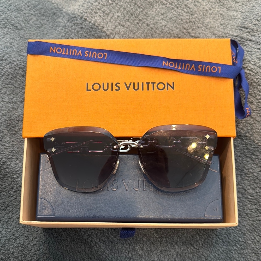 Louis Vuitton Jewel Cat Eye Sunglasses